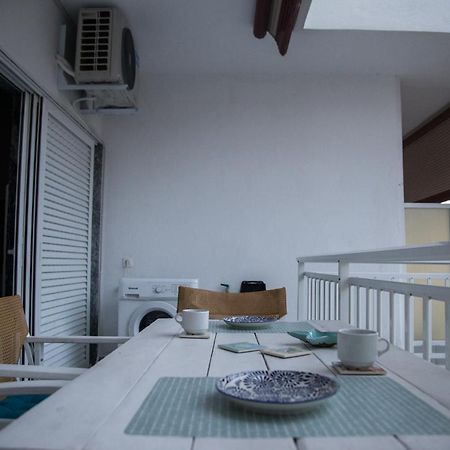 Grey Theros Apartments Paralia Dionysiou Exterior foto