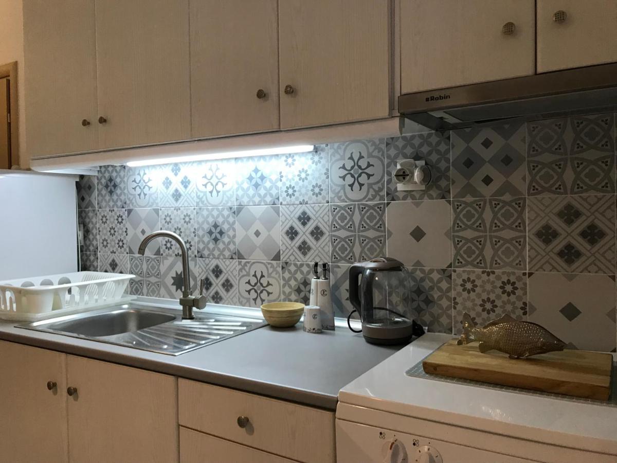 Grey Theros Apartments Paralia Dionysiou Exterior foto