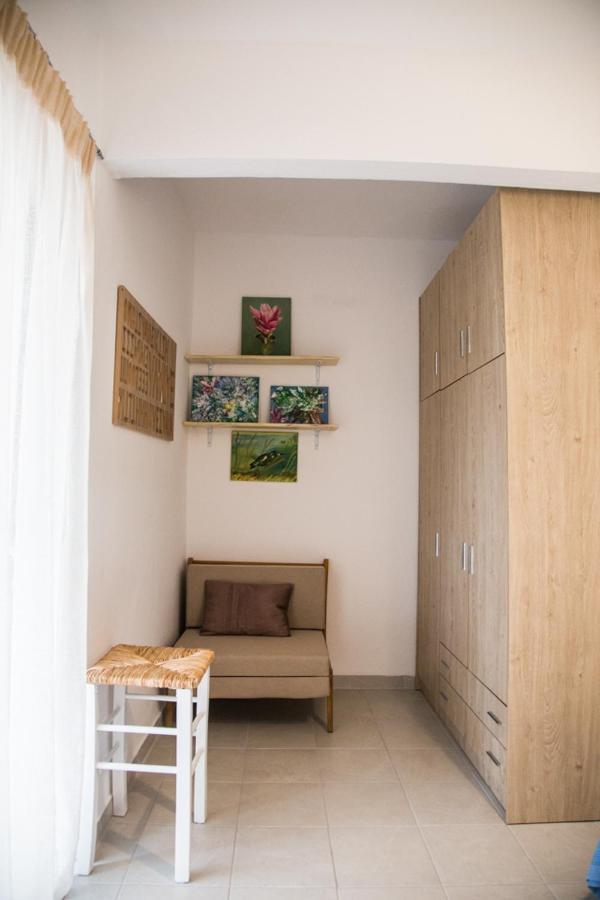 Grey Theros Apartments Paralia Dionysiou Exterior foto